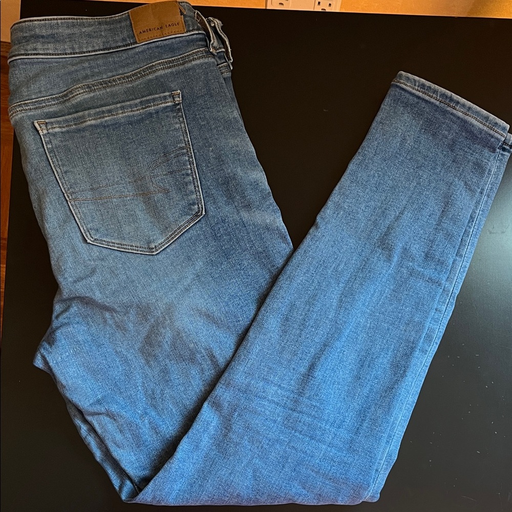 American Eagle Outfitters Classic Blue Jeans